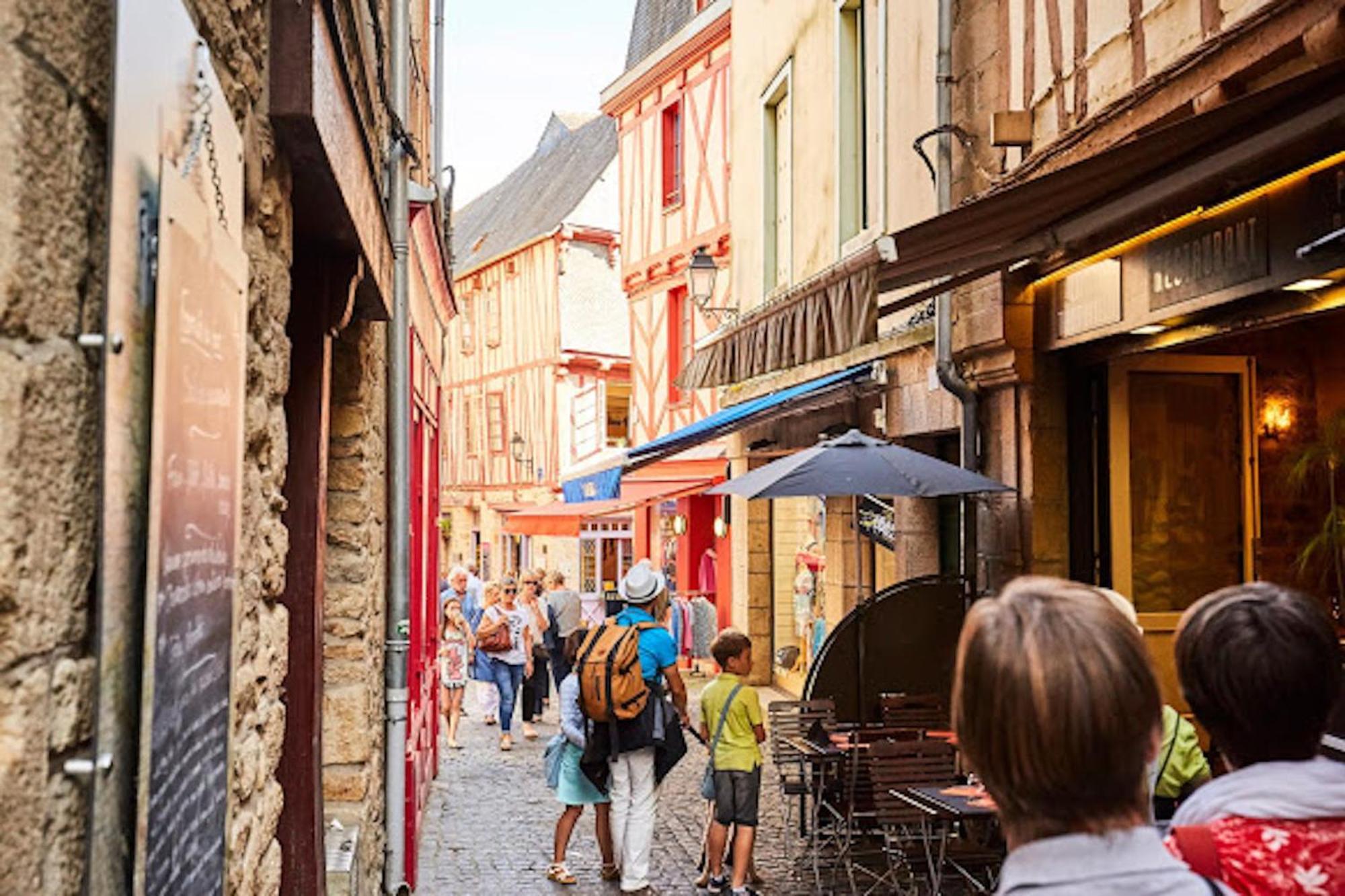 App. Neuf Terrasse Calme A Centre Vannes