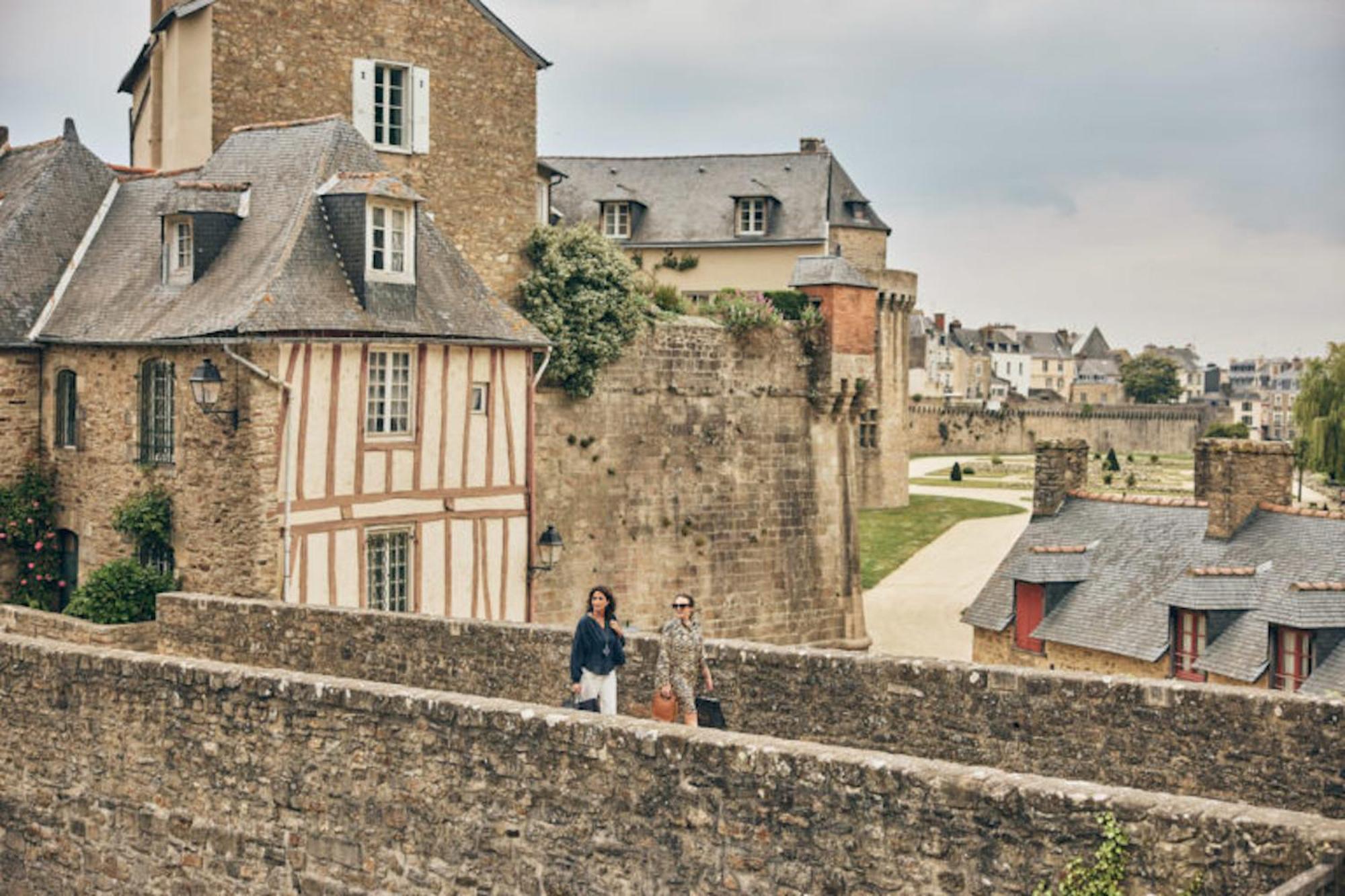 App. Neuf Terrasse Calme A Centre Vannes